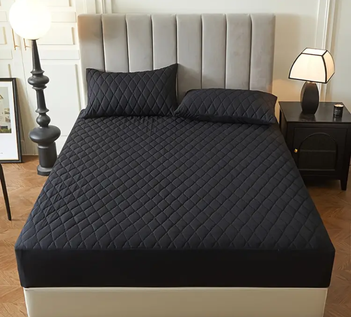 Protector de colchon negro